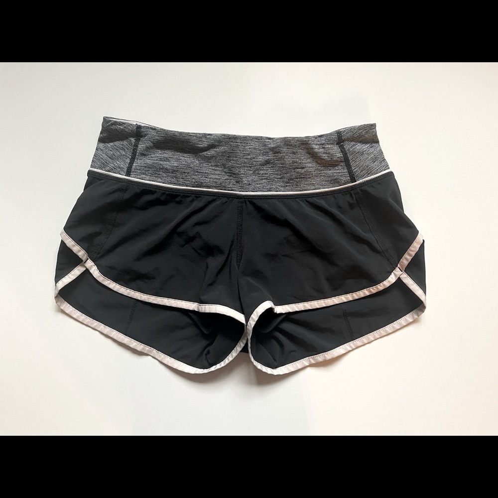 Lululemon Speed Up Shorts 2.5” Sz 2